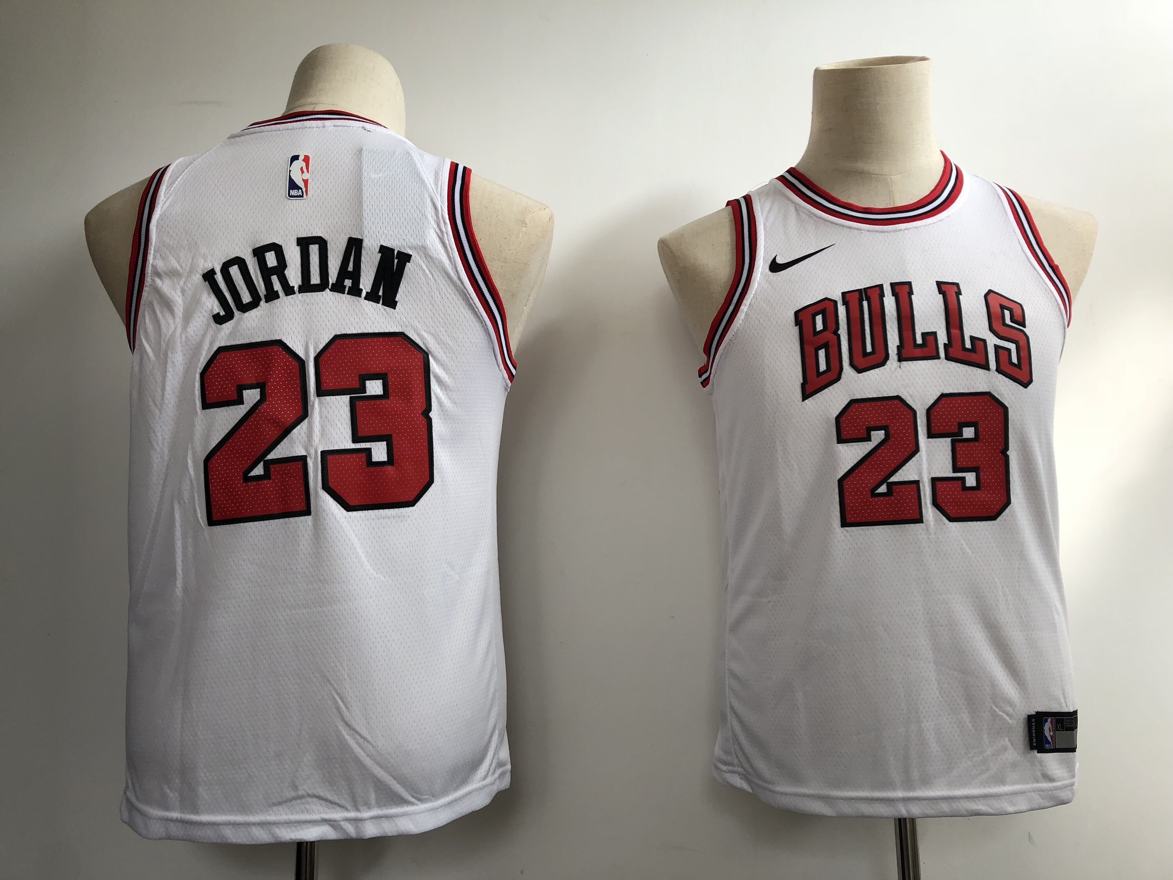 Youth Chicago Bulls #23 Jordan white NBA Jerseys